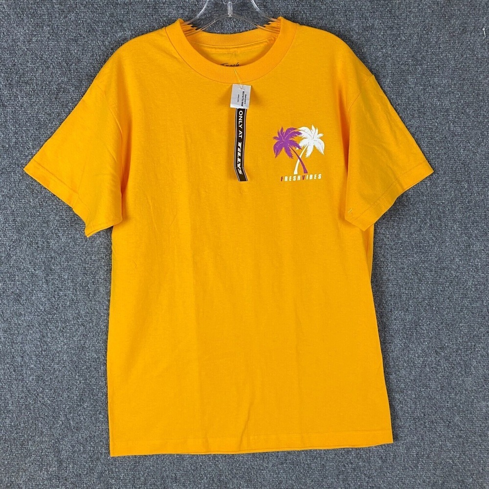 Fresh Vibes T-Shirt Men's Medium NWT Yellow 100% Cotton‎ Adults Casual M